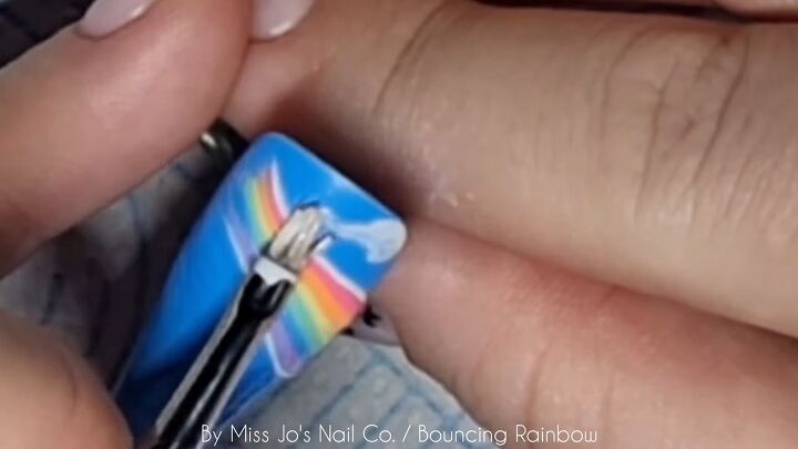 easy st patrick s day nails tutorial, Adding clouds