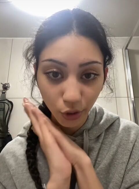 2 Preventative Steps to STOP Makeup Creasing | Upstyle