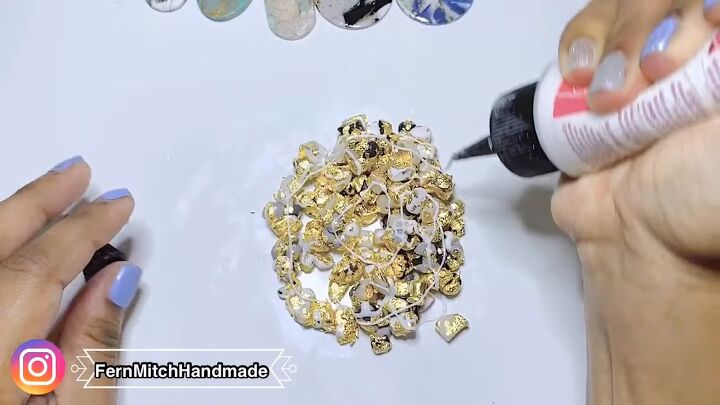 how to diy gold leaf marbled polymer clay earrings, Adding liquid polymer clay