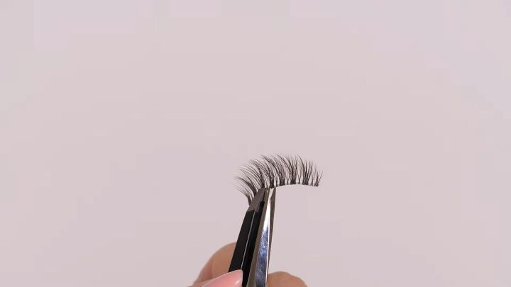 3 easy eye lift makeup hacks to look more youthful, Cutting false lashes