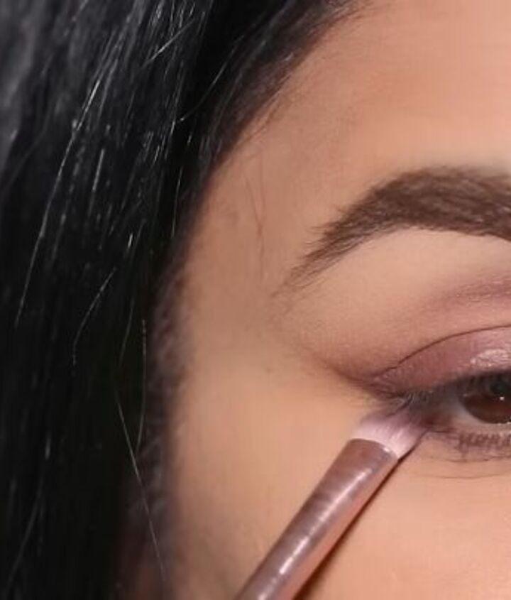 Easy and Glam Cut Crease Eye Makeup Tutorial  Upstyle