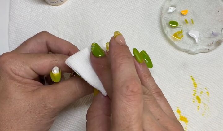 how to do an easy lime green french manicure for spring, Wiping nails
