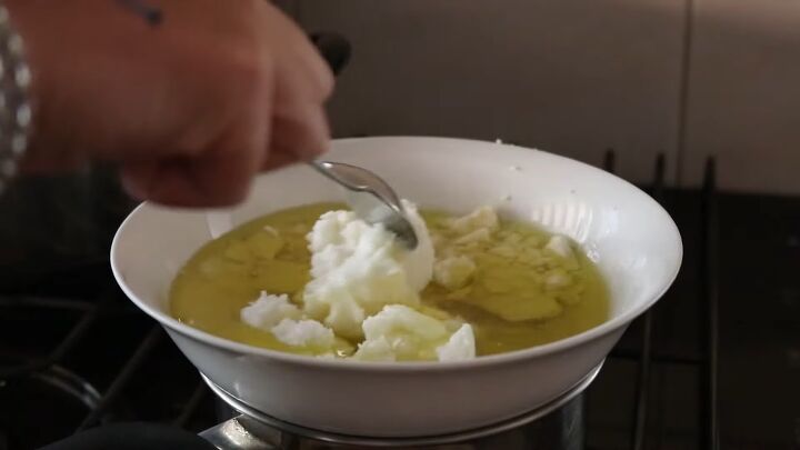 how to make luxurious whipped shea body butter, Melting ingredients