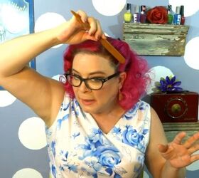 call the midwife inspired easy curly vintage hairstyle tutorial, Brushing gap