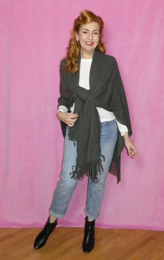 How to Wear a Ruana Wrap | Upstyle