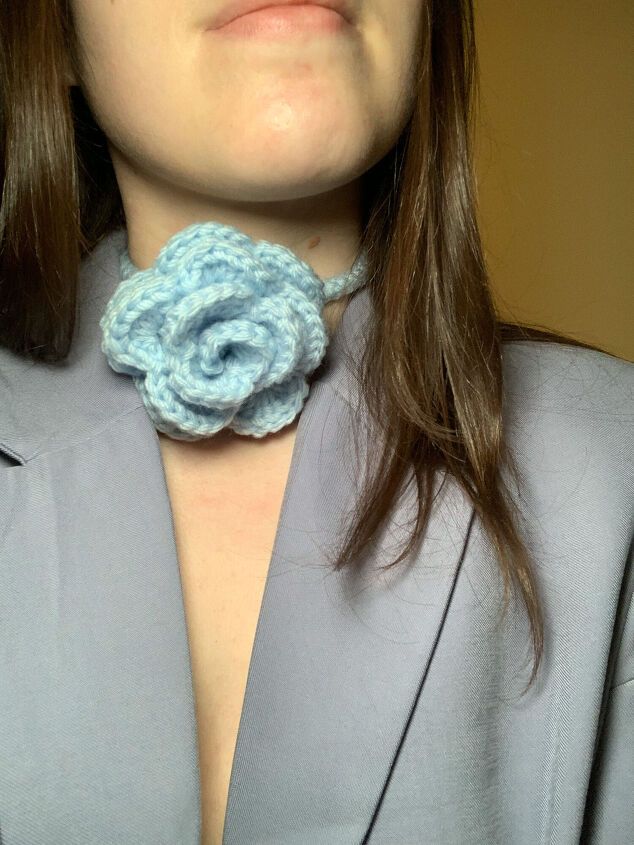 make your own crochet flower choker beginner friendly