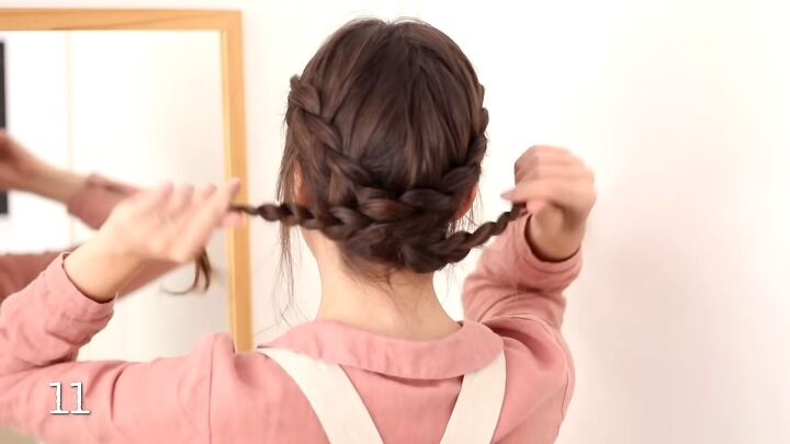 15 quick and easy cottagecore hairstyle ideas, French braided wreath