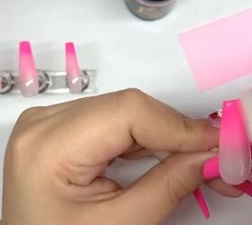 how to diy cute pink ombre nails at home, Blending