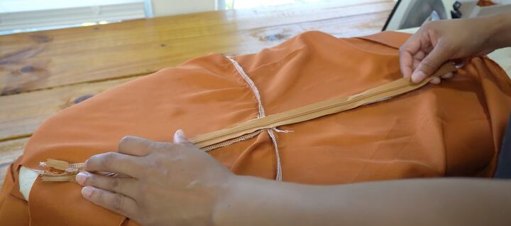 sewing tutorial how diy a long sleeve satin shirt dress, Inserting zipper