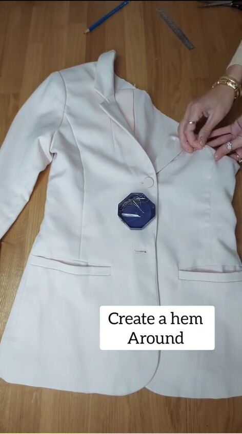cut up a blazer for this amazing look, Pinning hem