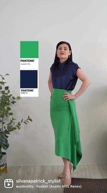 5 unexpectedly good fashion color combinations, Navy and green outfit