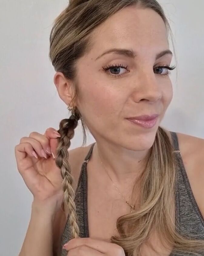 perfect braid and bun hairstyle for working out, Loosening braid
