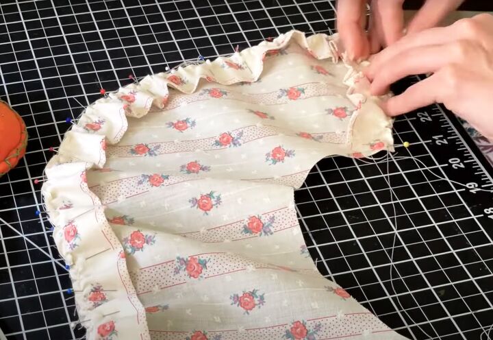 how to sew a super cute cottagecore shirt, Constructing the collar
