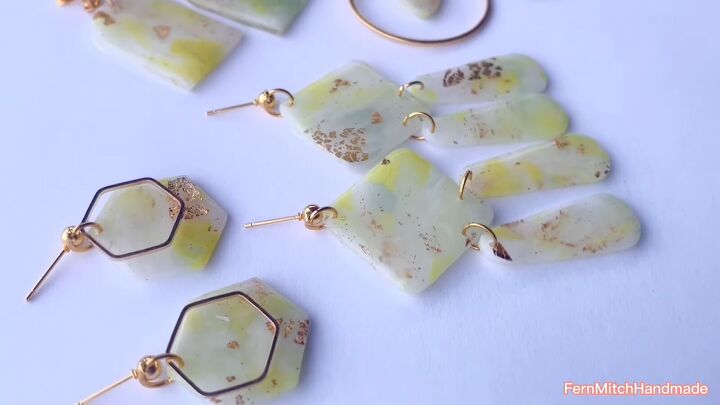how to make pretty gold leaf marble polymer clay earrings, Marble polymer clay earrings