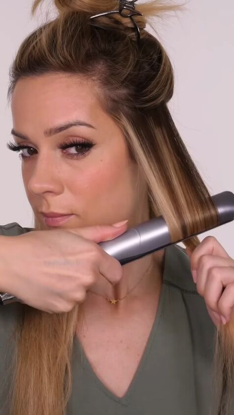 how to create waves in your hair with a straightener, Waving hair with a straightener