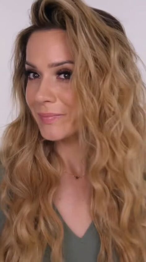 How To Create Waves In Your Hair With A Straightener Upstyle how-to-create-waves-in-your-hair-with-a-straightener-upstyle