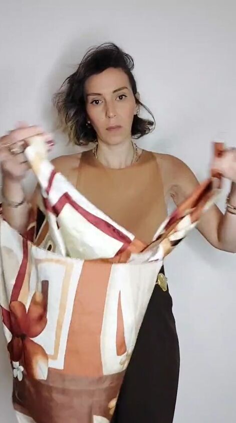 diy tutorial for this year s most popular silk scarf look, Creating flower