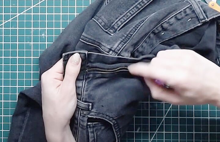 how to fix a broken zipper on jeans with an easy button fly, Removing the old zipper