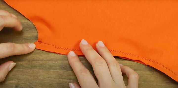 how to diy a cute tank top, Joining the side seams