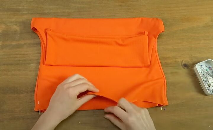 how to diy a cute tank top, Joining the lower front edges