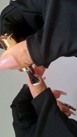 how to diy cute rabbit nail art, Applying top coat
