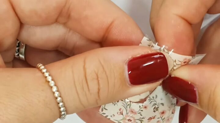 how to diy cute floral spring nails, Nail design 2