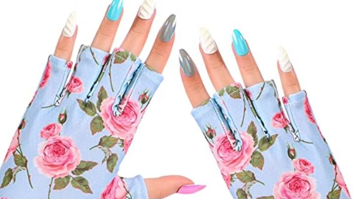 16 easy tips to make your at home gel manicure last, Protective glove