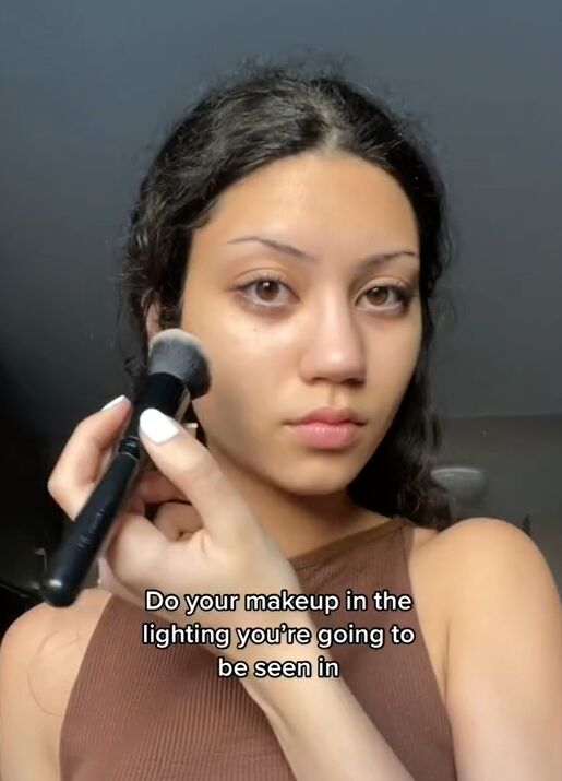 12 makeup tips that changed my life, Applying makeup