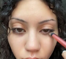 This 5-minute idea may be the best way yet to hide dark circles under your eyes