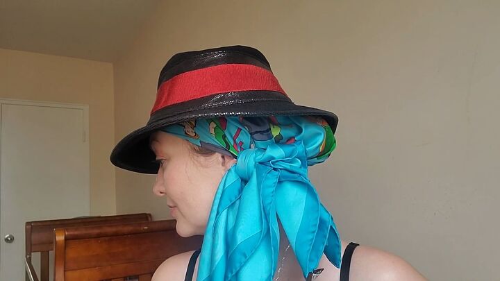 3 Glam Ways to Wear a Scarf Under a Hat | Upstyle