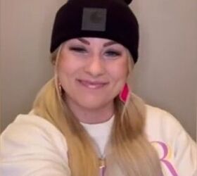 Without taking off her hat, she was able to do something SO cute with her hair in just 2 minutes