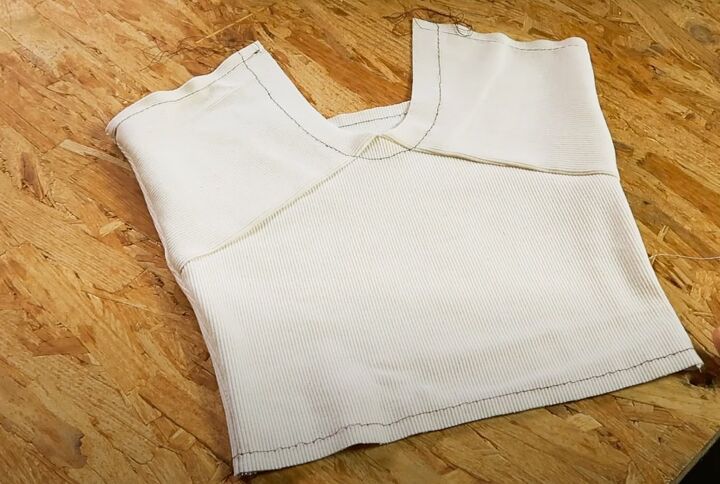 how to diy a cute cross strap top, Sewing the hems