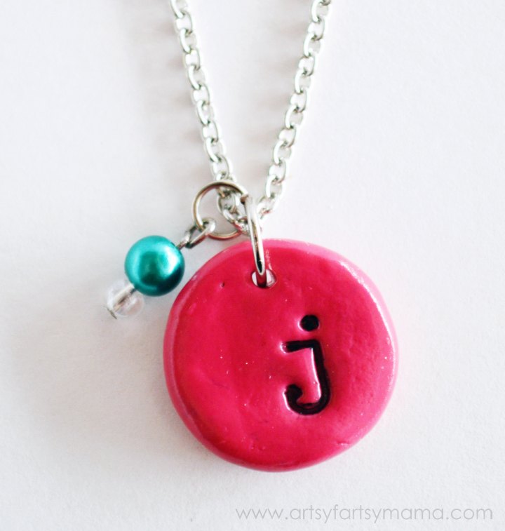 diy stamped monogram necklace, DIY Stamped Monogram Necklace at artsyfartsymama com diyjewelry