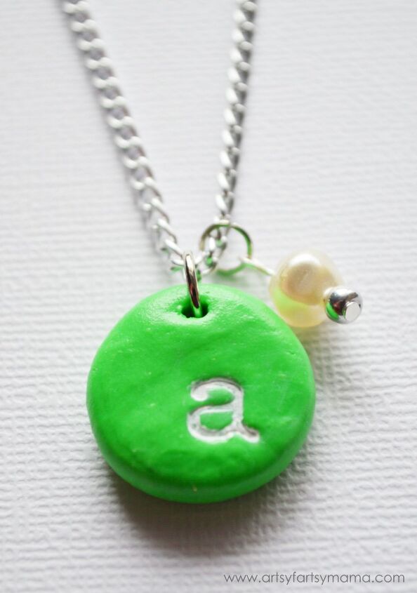 diy stamped monogram necklace, DIY Stamped Monogram Necklace at artsyfartsymama com diyjewelry