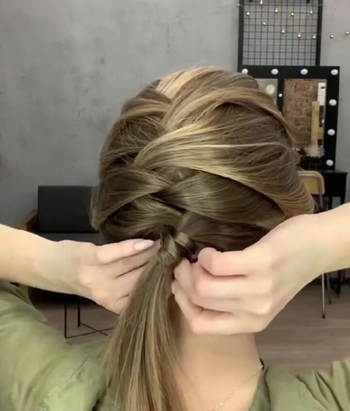 wow this is not your average braid, Wrapping ponytail
