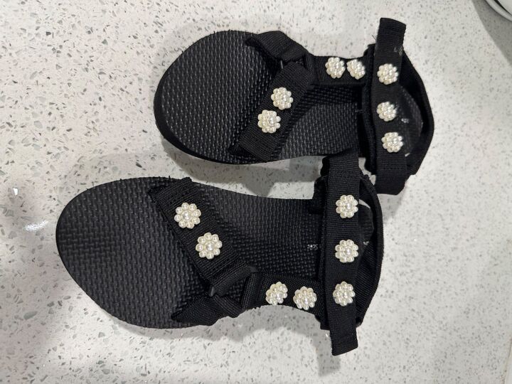 diy pearl flower sandals