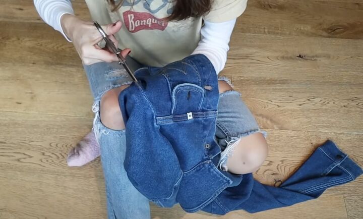 how to diy a sexy denim tank, Removing sleeves