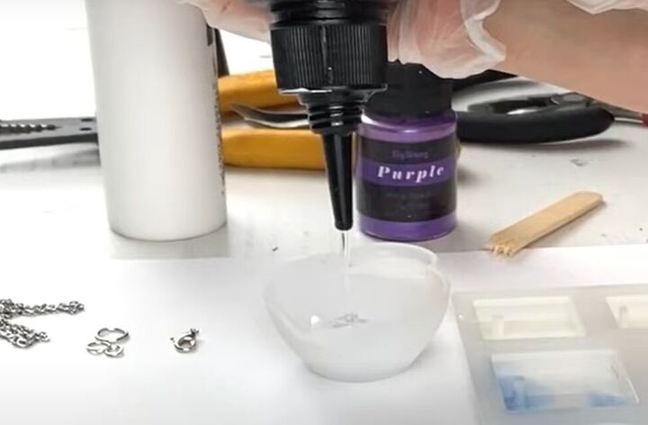 how to diy a cute resin dragonfly pendant, Adding UV resin