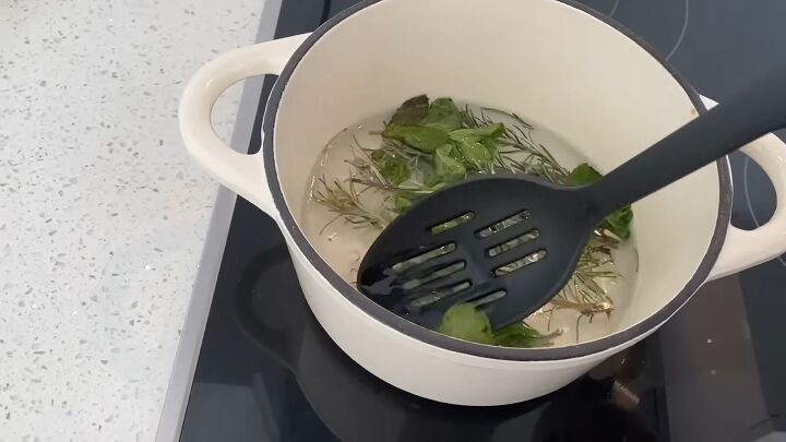 easy rosemary water recipe for impressive hair growth, Boiling