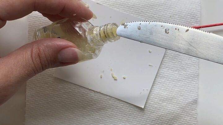 how to diy an easy garlic polish for nail growth, Adding garlic
