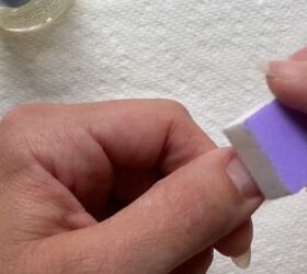 how to diy an easy garlic polish for nail growth, Buffing nails