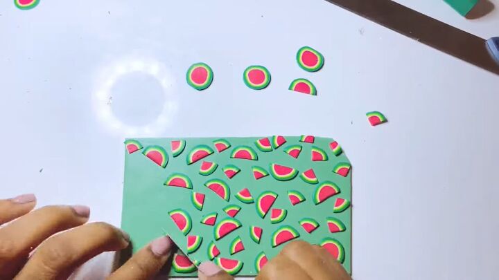 how to diy cute and fun watermelon earrings, Creating design