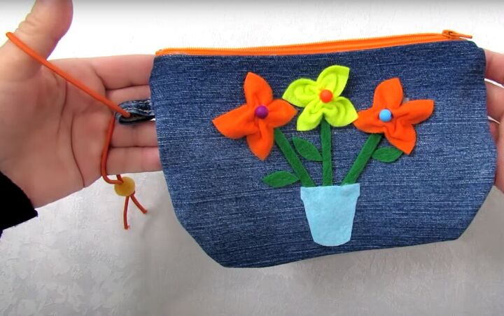 how to diy a cute floral cosmetic bag, Cosmetic bag DIY
