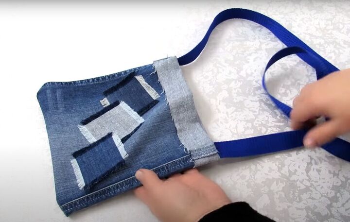 How to DIY a Cute Denim Sling Bag | Upstyle