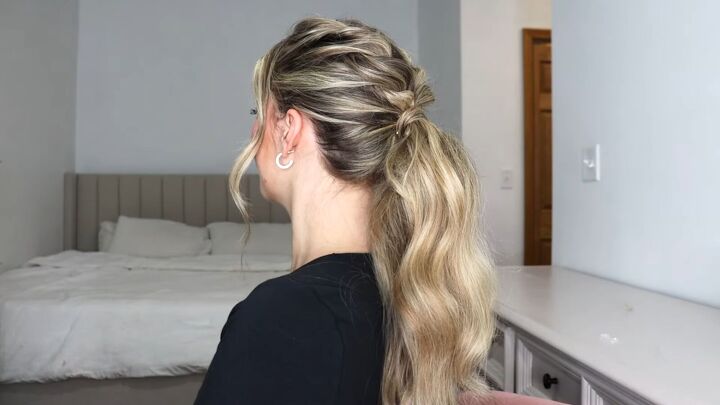 5 super cute hairstyles for special occasions, Style 3 Twisted ponytail hairstyle