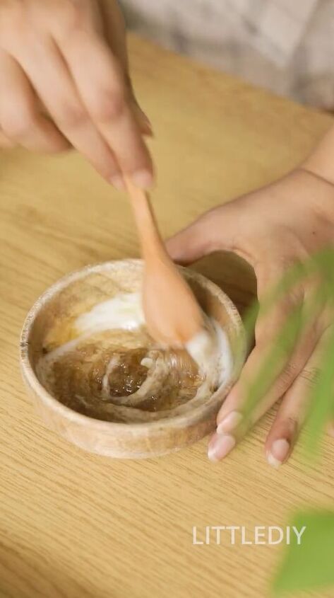 Close-up of sugar and oil mixture in a bowl