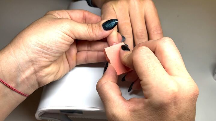 Easy Waterless Manicure Tutorial | Upstyle