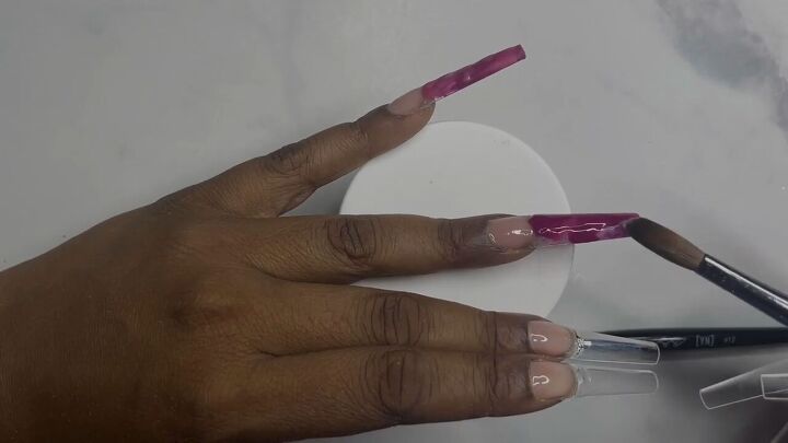 easy purple and pink nail art tutorial, Applying polish