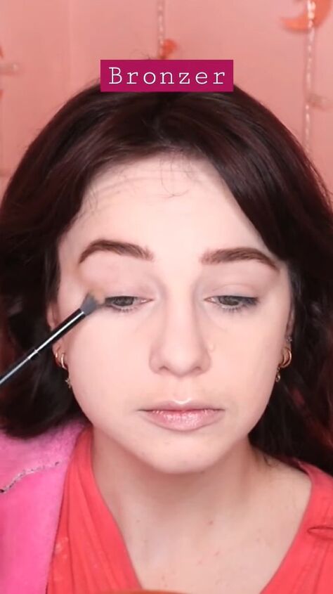 easy eye makeup tutorial for red lips, Applying bronzer