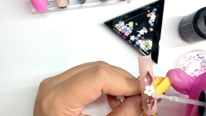 how to diy cute spring flower nails, Adding nail art